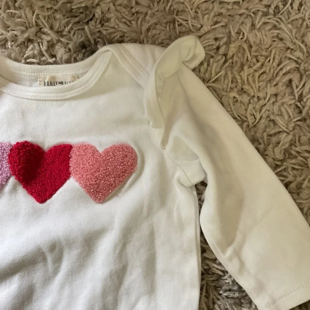 Rabbit Bear Baby Girls Heart Chenille‎ Patch Ruffle Bodysuit White 6-9M
